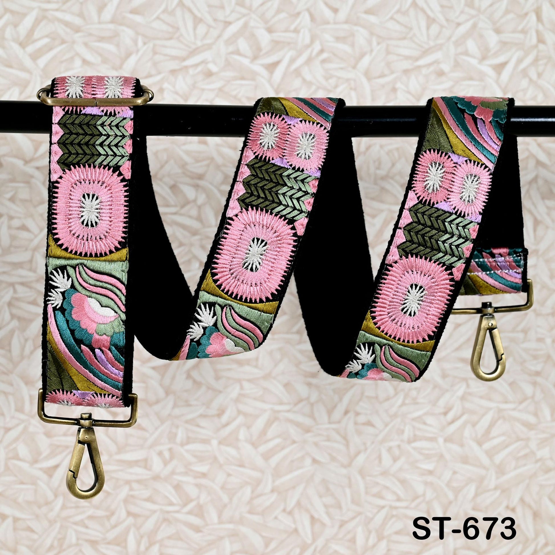 Replacement Handbag Boho Bag Strap Embroidered Camera Strap Crossbody Strap for Purses Embroidery Adjustable Guitar Strap Gift for Mothers