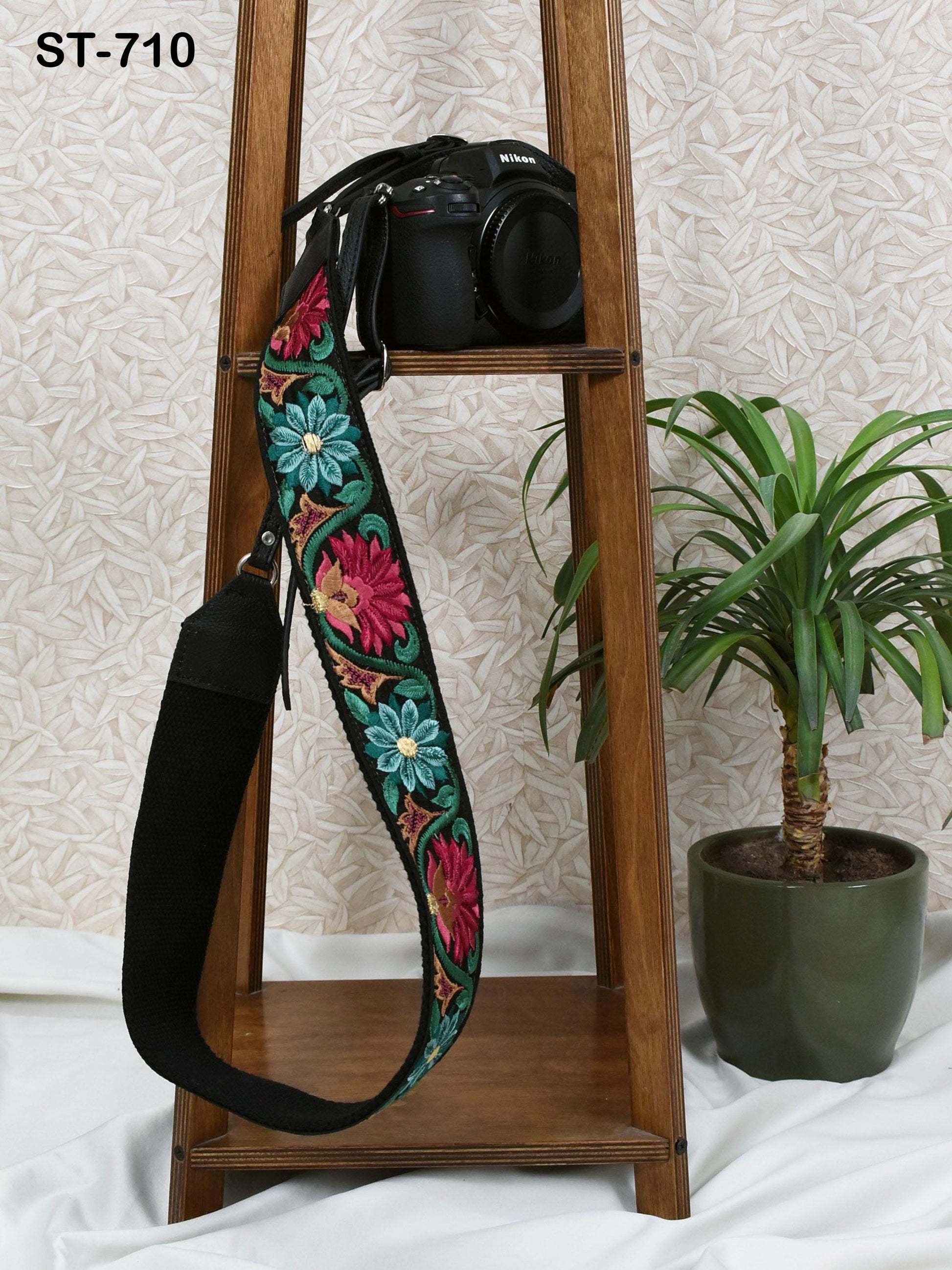 Black Leather Strap Camera Neck Shoulder Strap Sling Strap Photographer DSLR Camera Accessories Camera Holder Christmas Gift Brother, Friend