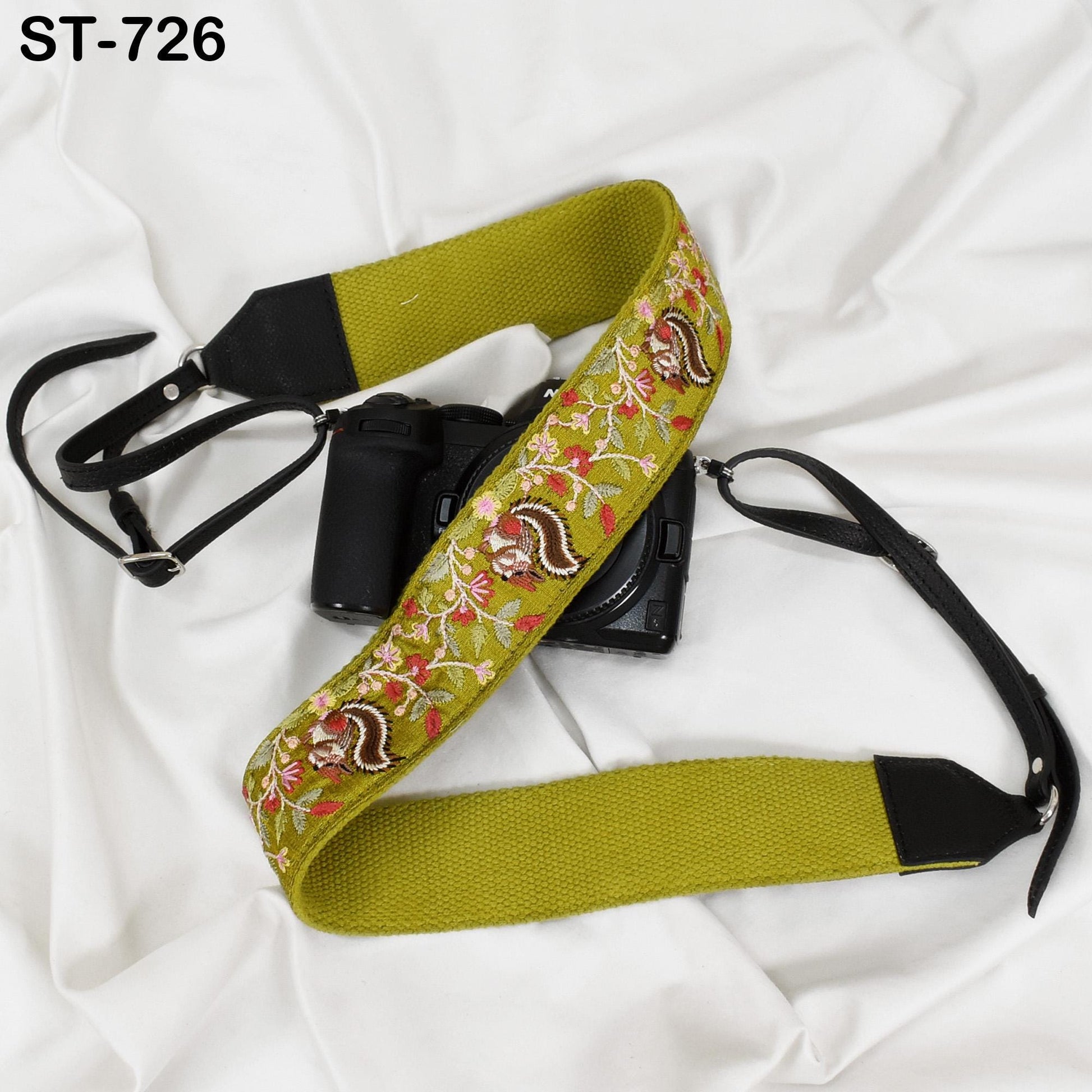 Sling Camera Strap Photographer Leather Strap Embroidery DSLR Camera Accessories Camera Holder Neck Shoulder Strap Christmas Gift for Dad