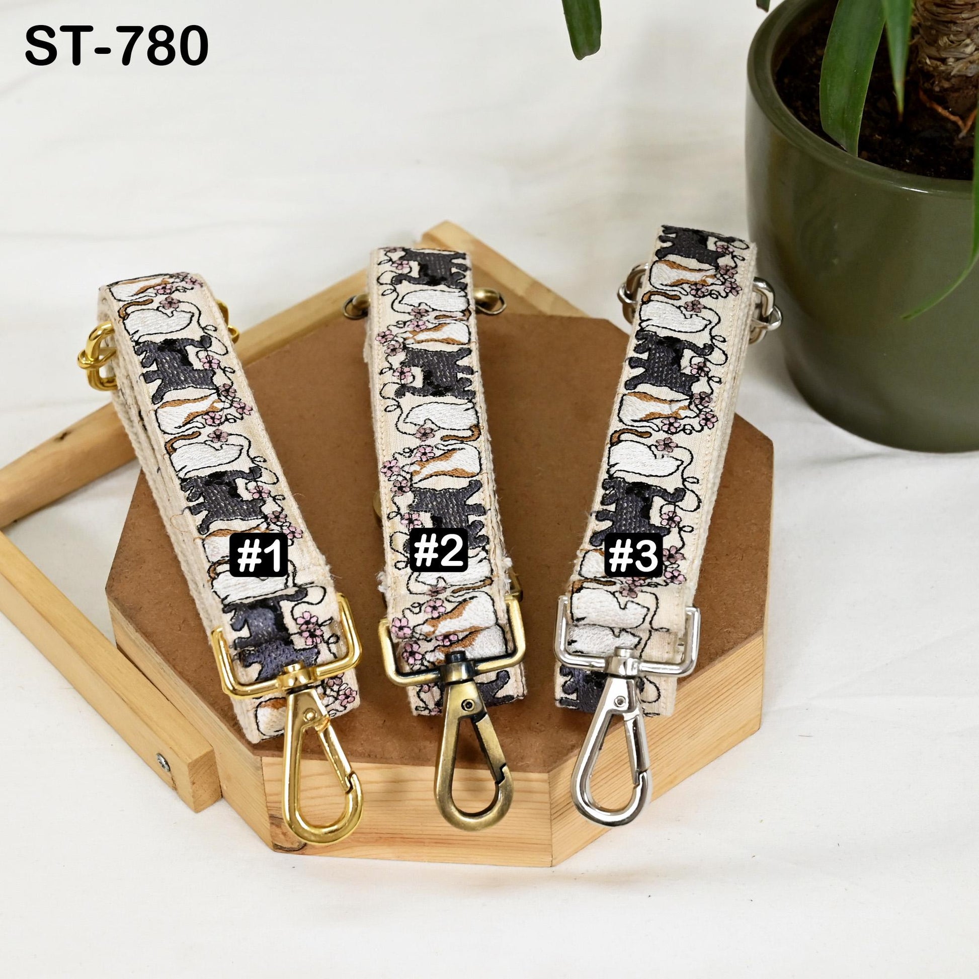 Embroidered Replacement Purse Strap Crossbody Strap for Purses Boho Bags Strap Embroidery Strap Boho Guitar Strap Handbag Strap gift for her