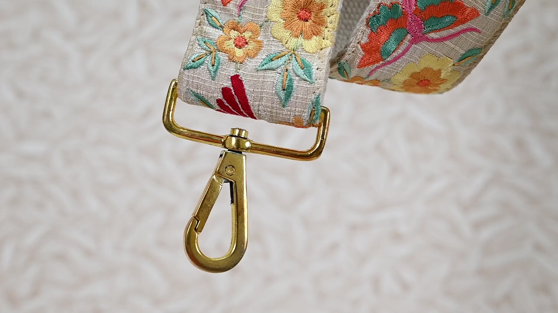 Adjustable Camera Strap Crossbody Messenger Bag Strap Embroidered Handbag Boho Bag Strap Replacement Purses Strap Guitar Strap Gift for Wife