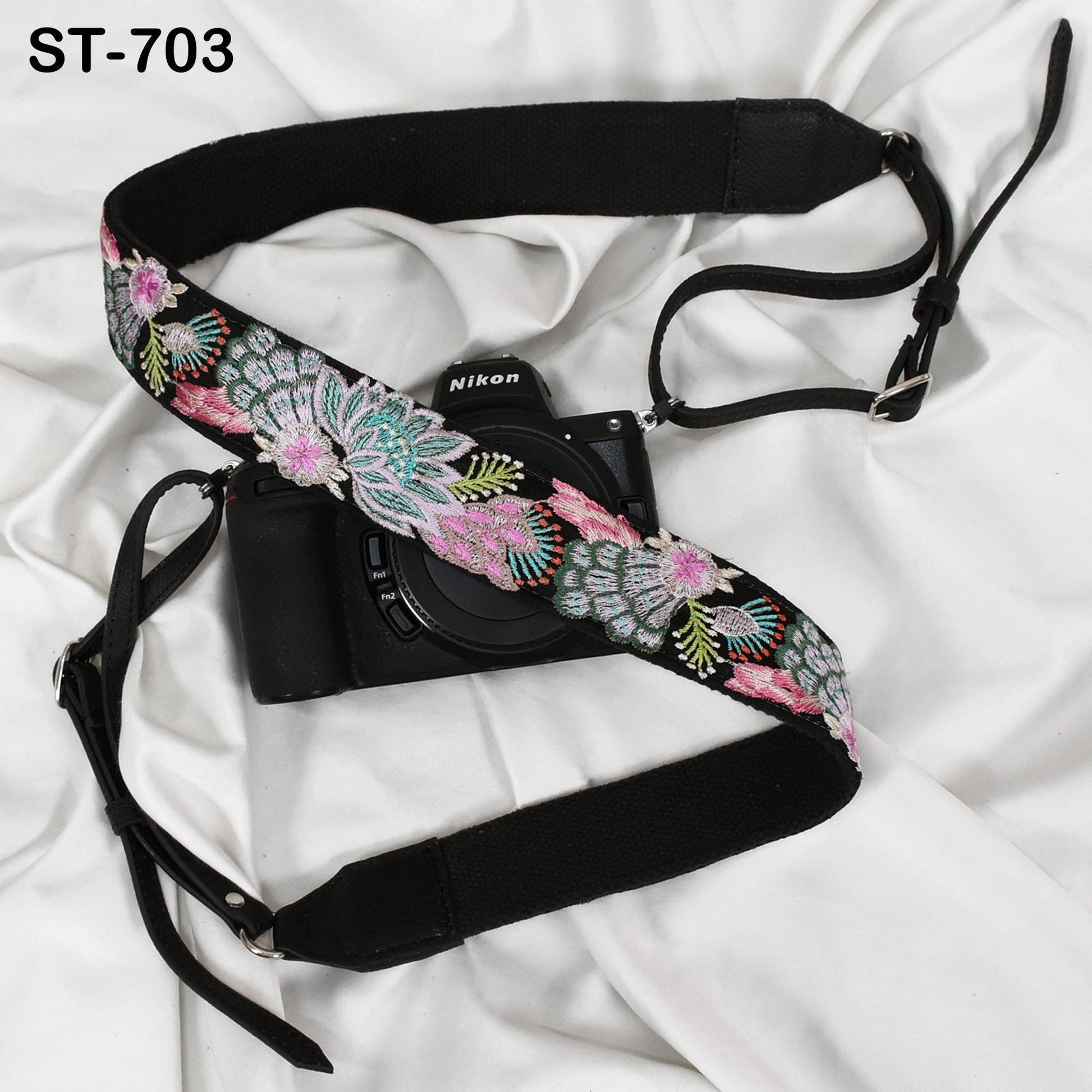 Sling Camera Strap Photographer Leather Strap Embroidery DSLR Camera Accessories Camera Holder Neck Shoulder Strap Christmas Gifts Boyfriend