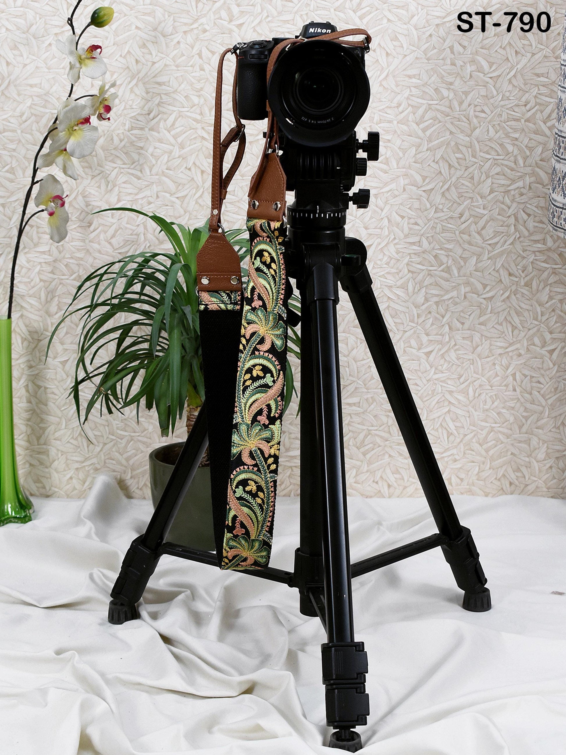 Brown Leather Camera Strap Replacement Adjustable Embroidery Shoulder or Neck strap DSLR Camera Accessories Gift for Daughter Photographers