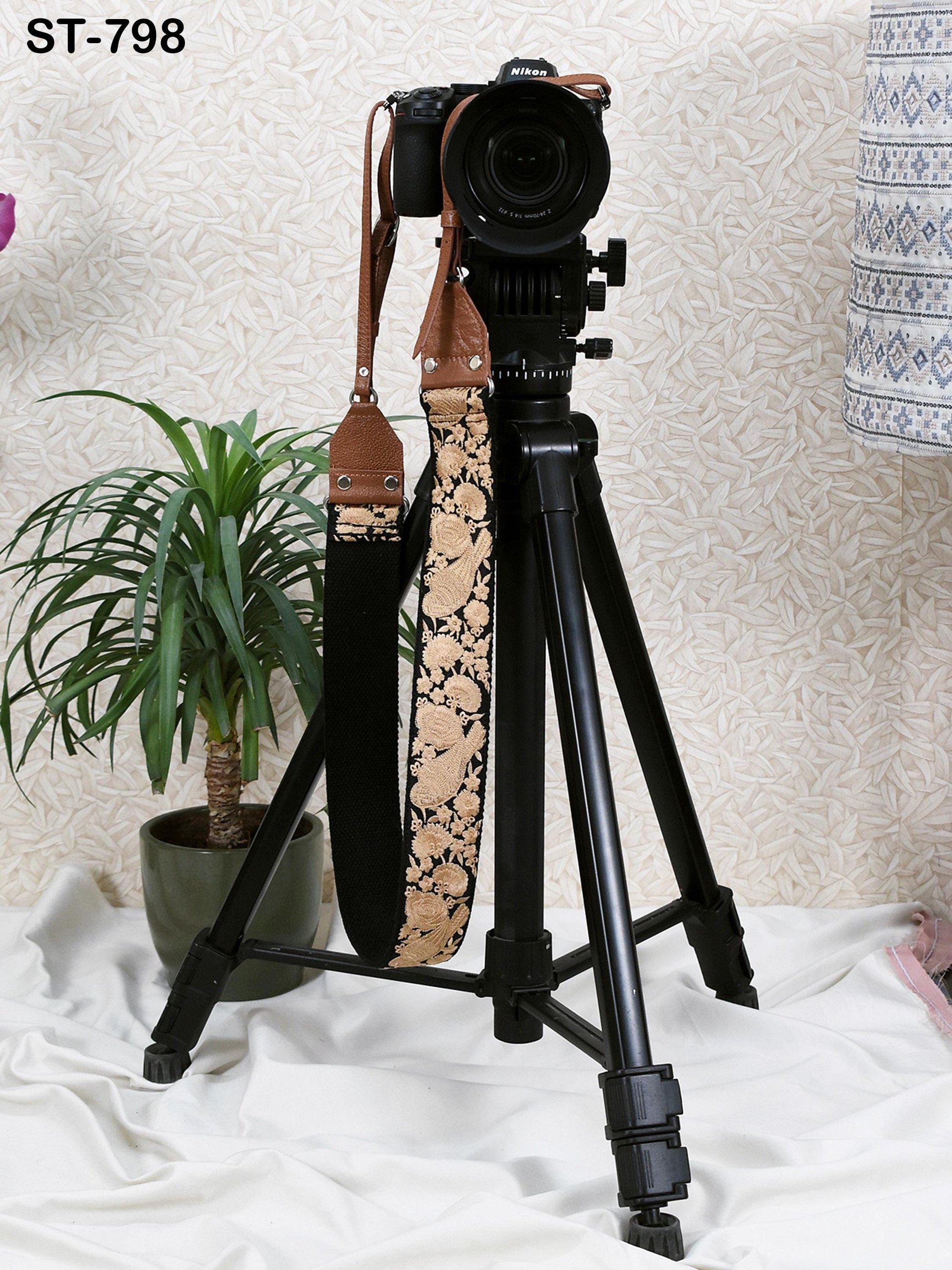 Brown Leather Camera Strap Replacement Adjustable Embroidery Shoulder or Neck strap DSLR Camera Accessories Gift for Daughter Photographers