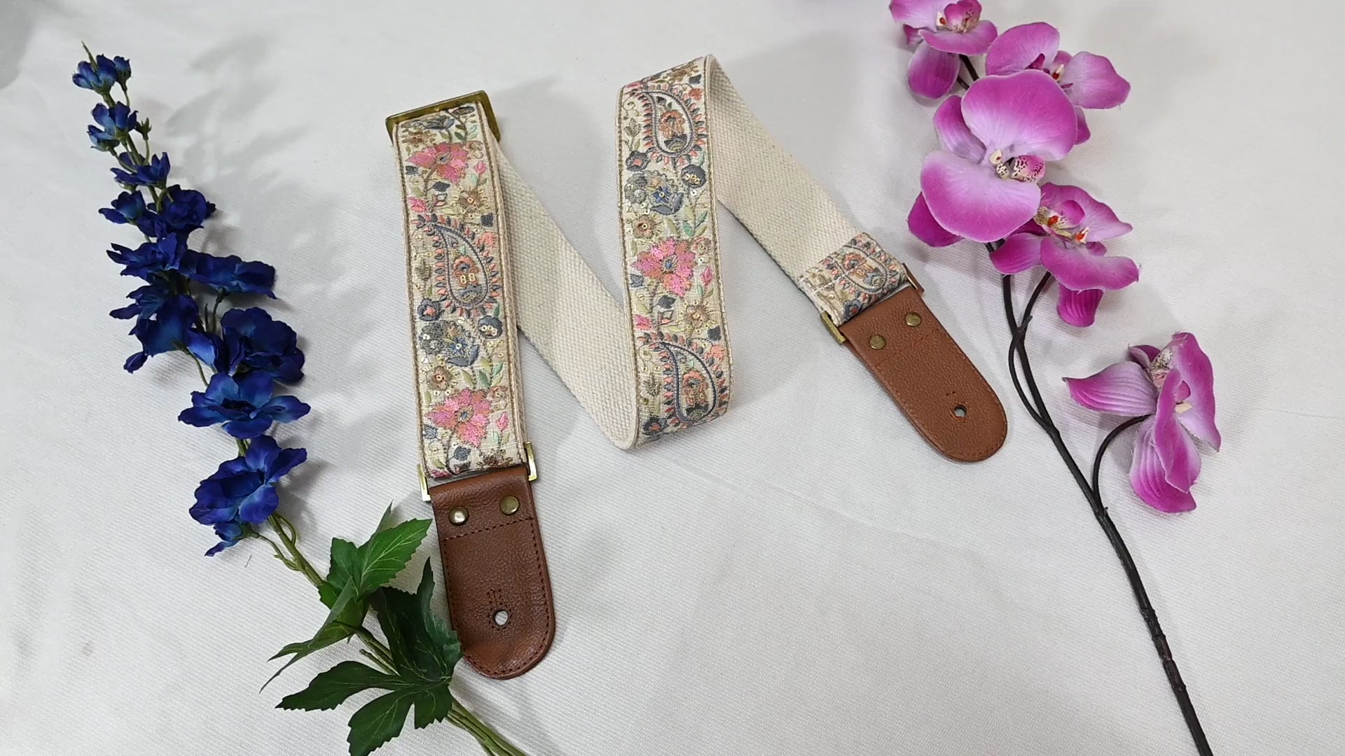 Adjustable Acoustic Guitar Strap Fender Electric Guitar Bass Leather Ukulele Boho Design Unique Blues Gift for Guitar Player Musician Friend