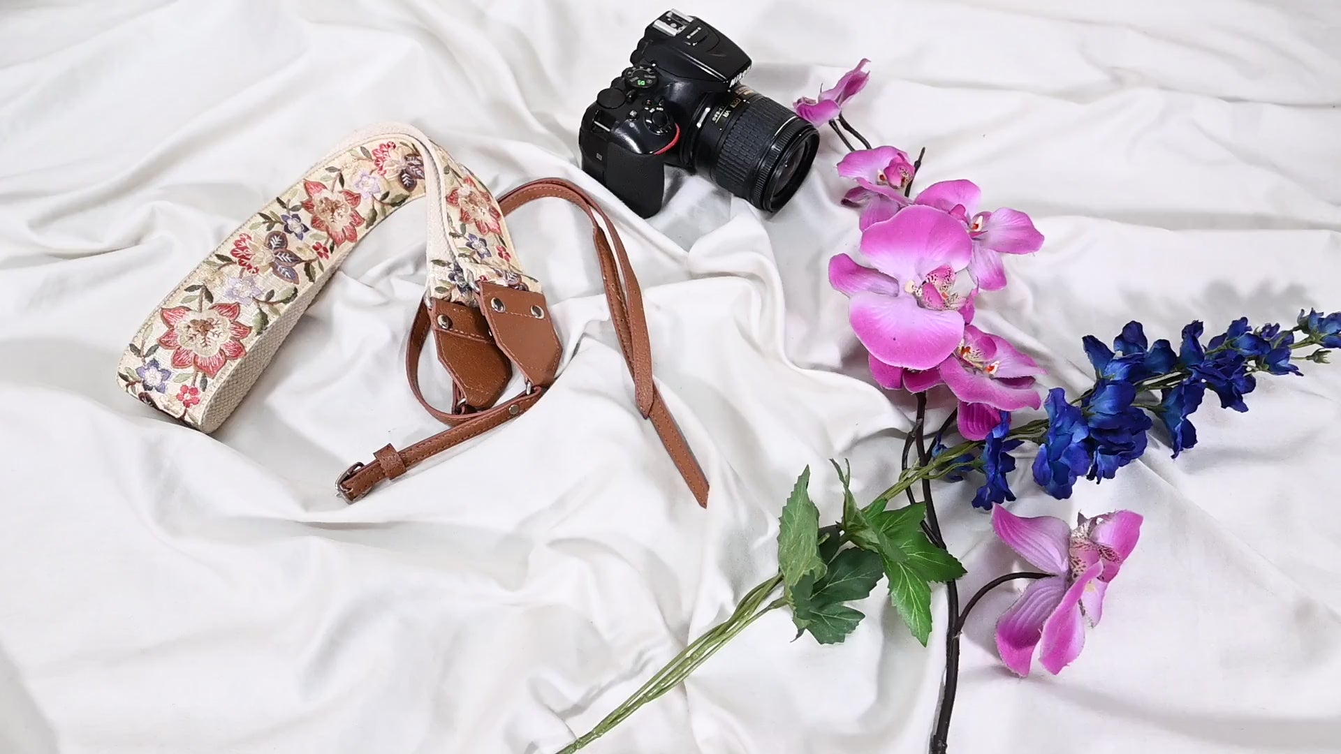 Camera Strap Photographer Sling Brown Leather Strap Embroidery DSLR Camera Accessories Camera Holder Neck Shoulder Strap Gifts Boyfriend