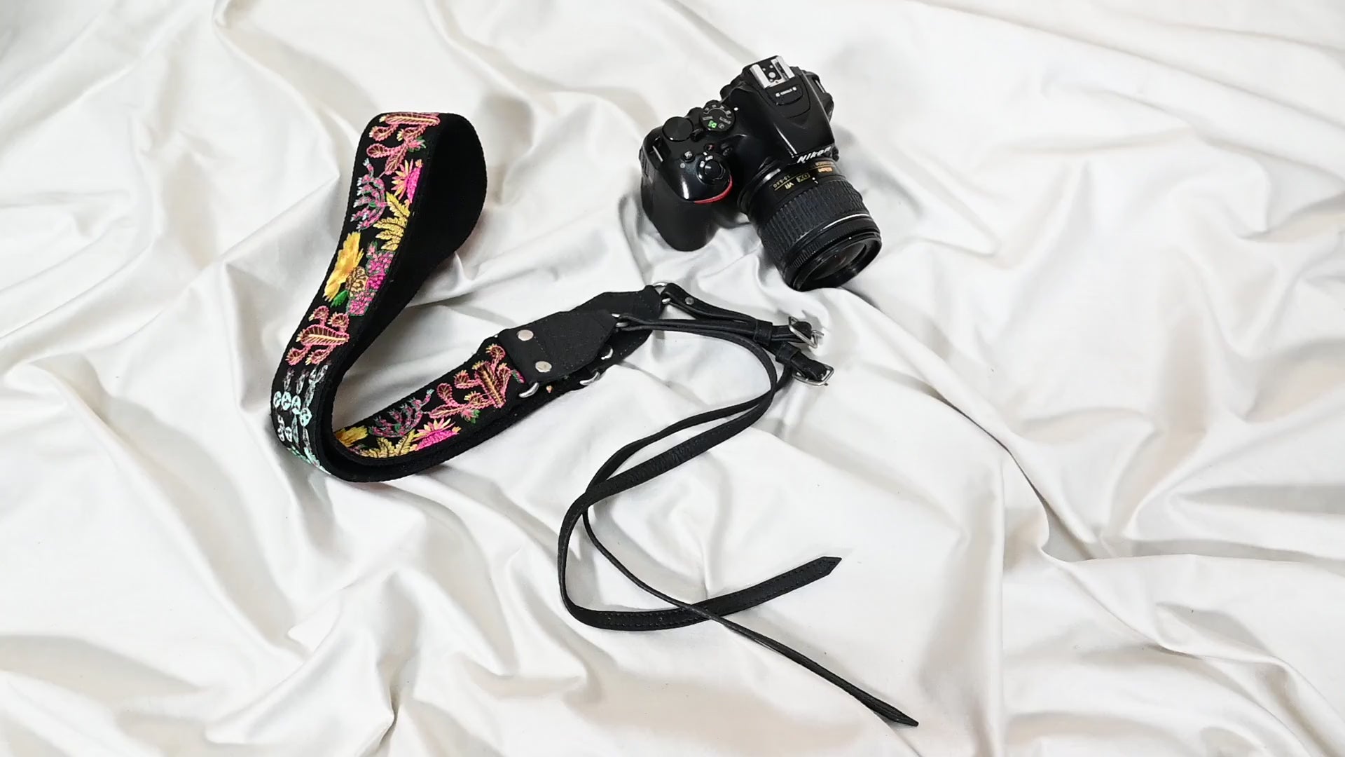 Camera Strap Photographer Sling Leather Strap Embroidery DSLR Camera Accessories Camera Holder Neck Shoulder Strap Christmas Gifts Boyfriend